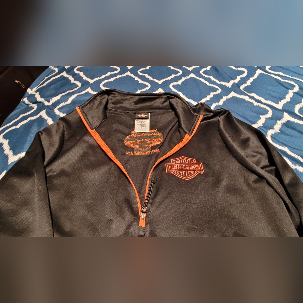 Harley Davidson Pullover Shirt , Size xl (slim fit), Preloved